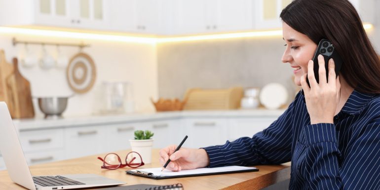 Retention in the Hybrid Era: Why Flexibility Beats a Nice HQ