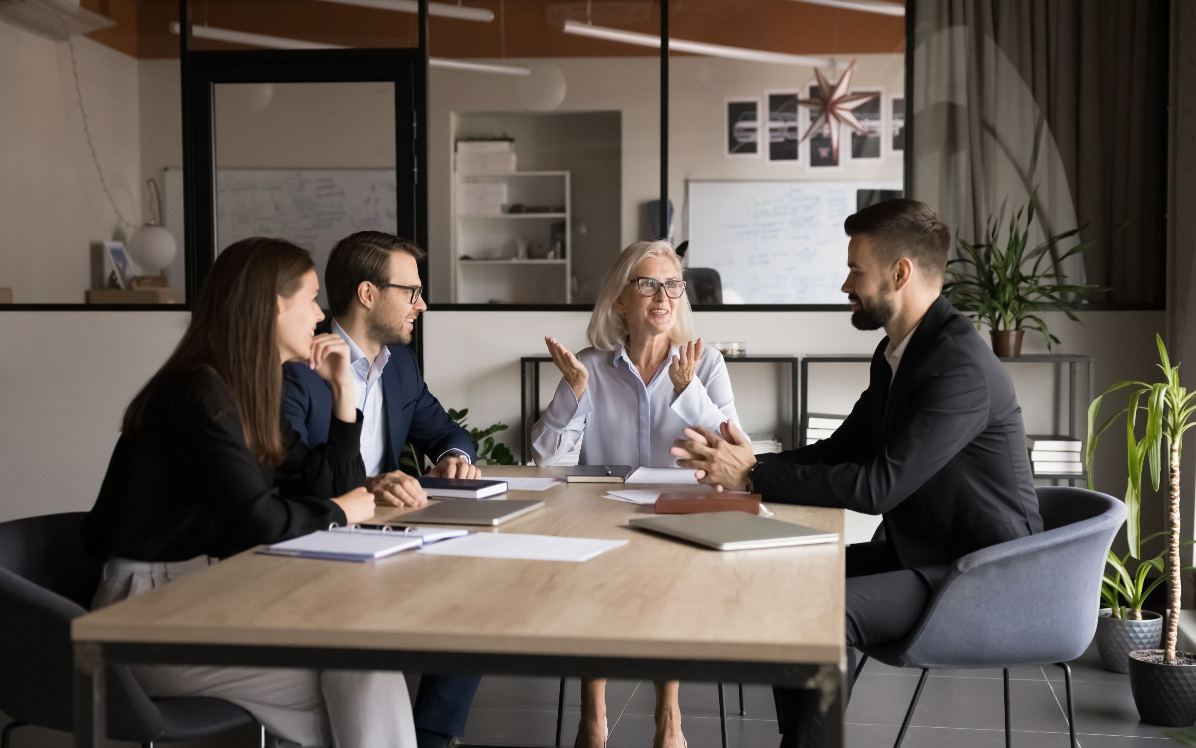 Multi-City Office Planning: Standardize vs Let Teams Choose