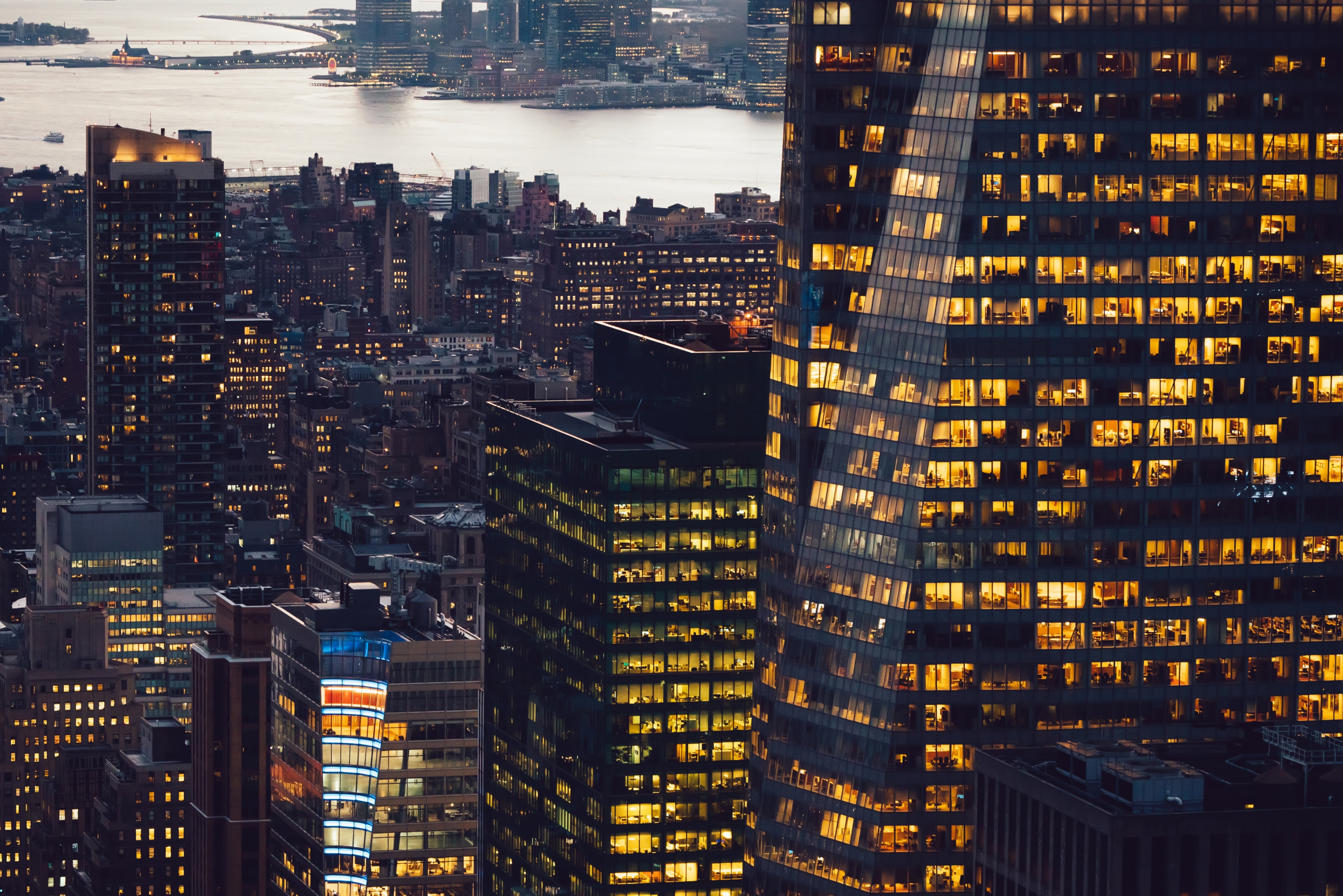 Corporate Suites Expands NYC Footprint With 35,000-SF Lease in Murray Hill